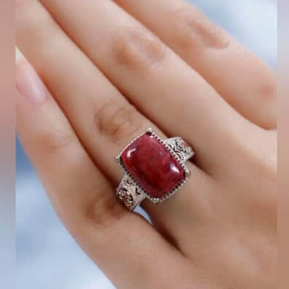 Norwegian Thulite Solitare Ring‎